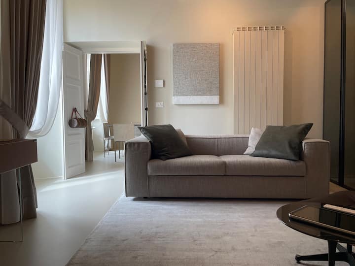 Luxury Loft In Palazzo Del ‘500 A Piazza Duomo - L'Aquila