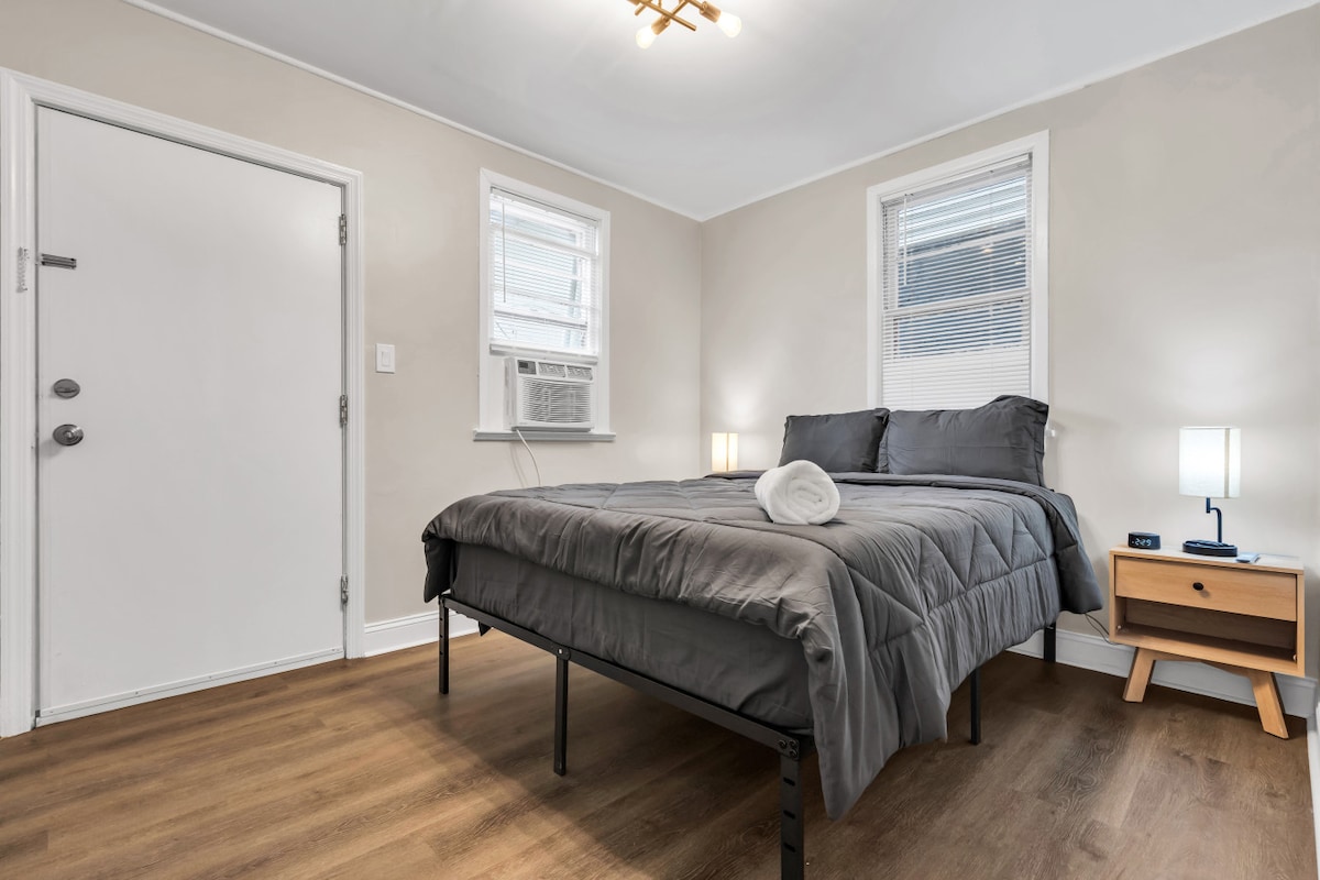 134 Blaine — Unit 120