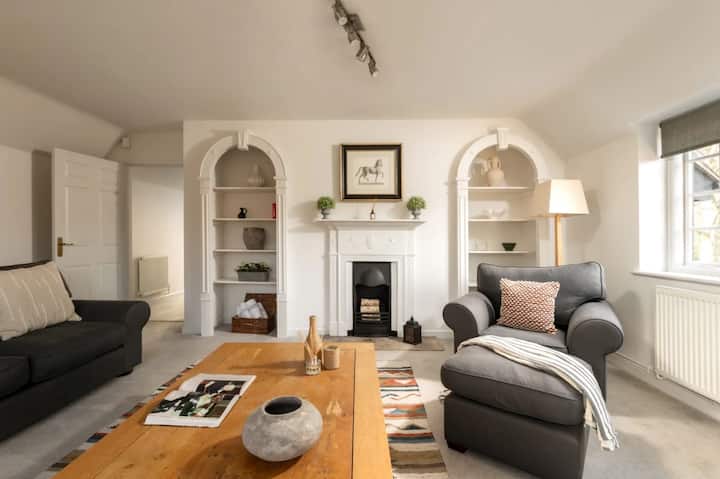 The Coach House - United Kingdom