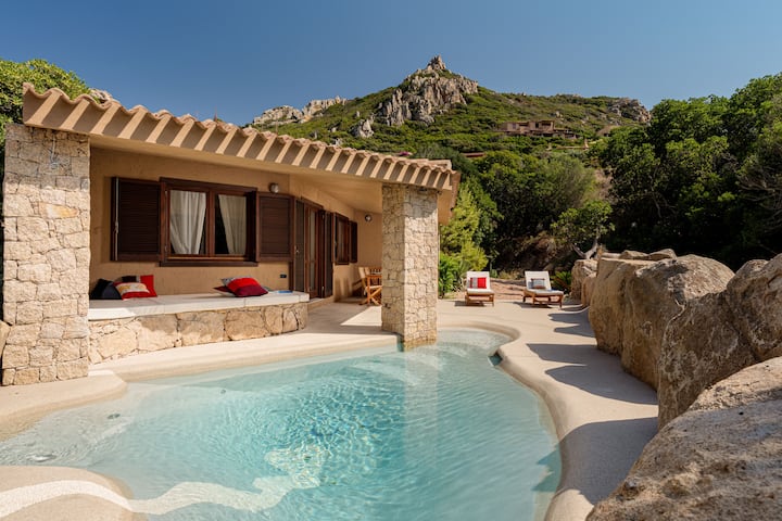Suite Rosa 1 With Private Natural Pool - Costa Paradiso