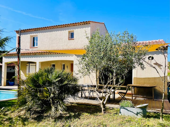 Villa Piscine 8/9 Couchages Roquefort-la-bédoule - Cassis
