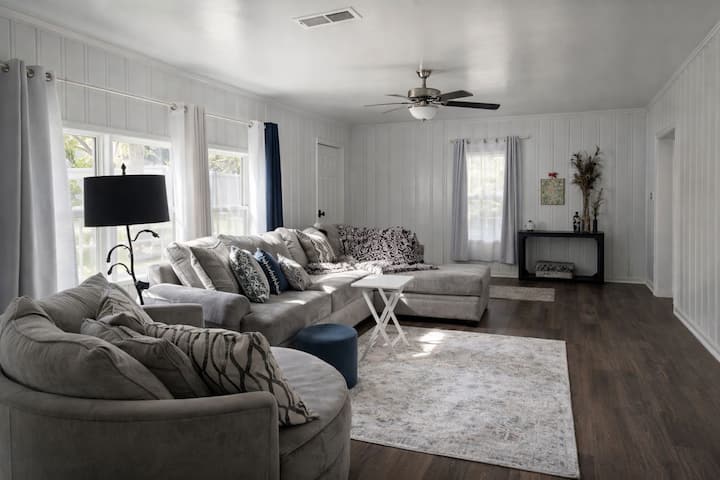 Cozy 1300 Ft 2 Br 2ba House Near Uca/cbc/baseball - 콘웨이