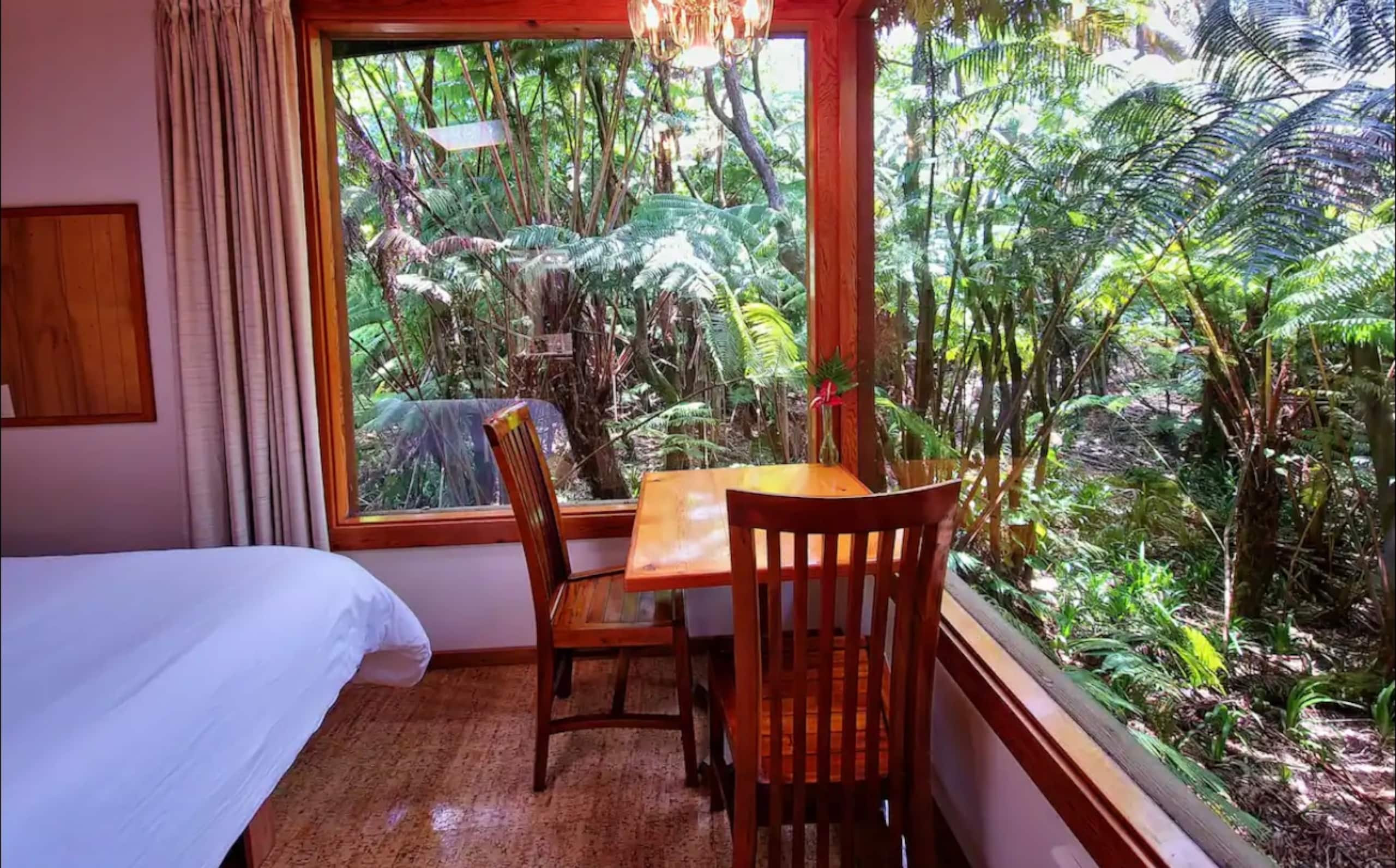 Home in Volcano · ★5.0 · Studio · 1 bed · 1 private bath - Image 8