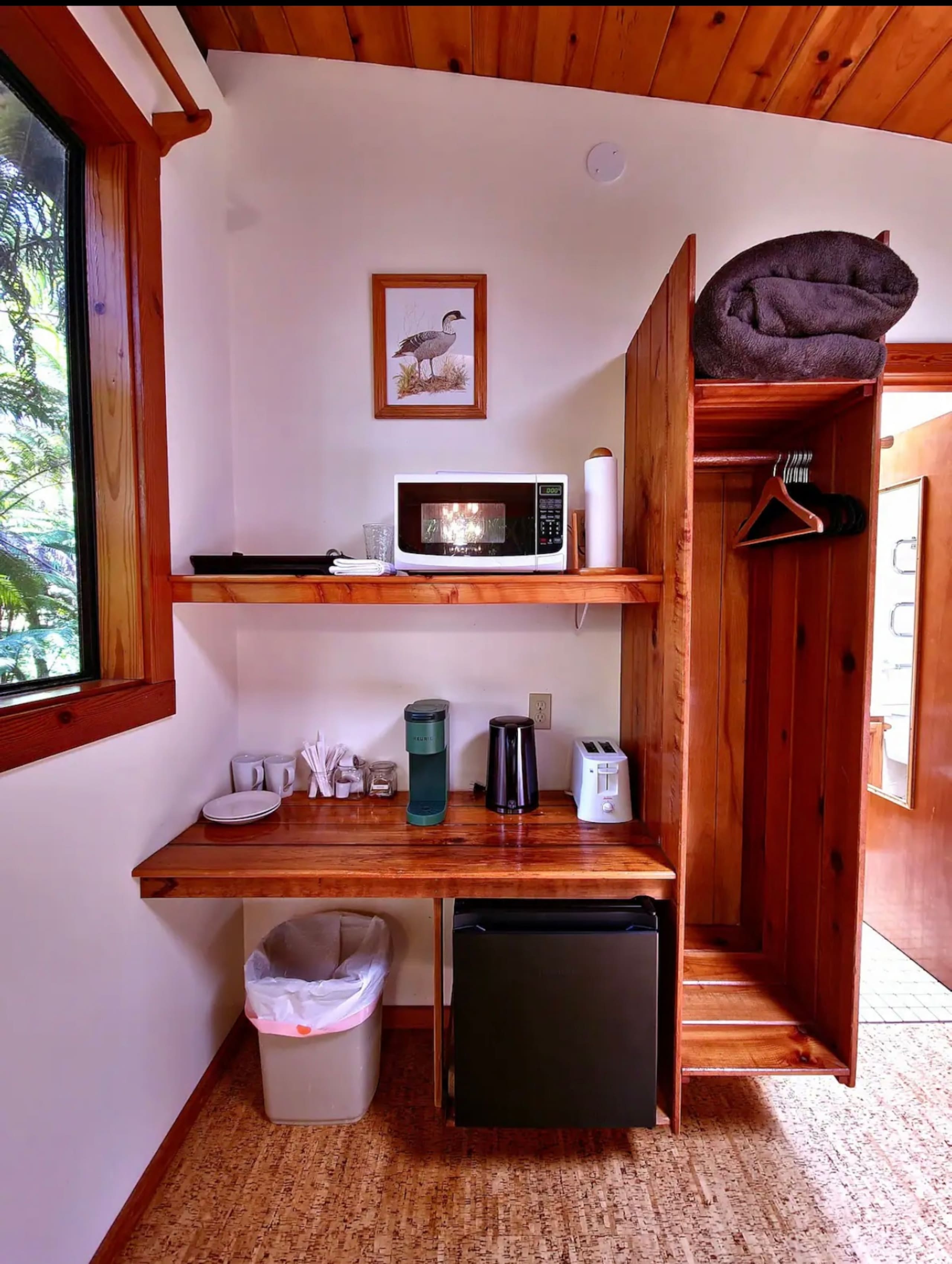 Home in Volcano · ★5.0 · Studio · 1 bed · 1 private bath - Image 11