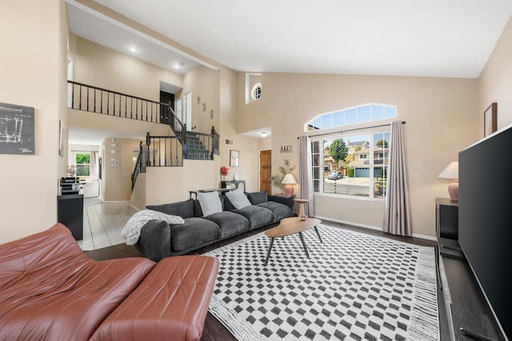 Elegant Family Haven｜golden Valley Living M#42546 - Murrieta, CA