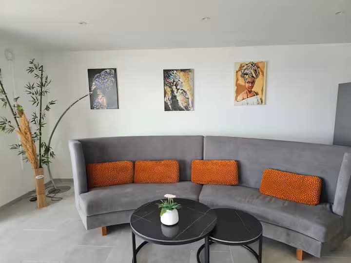 Ruim Appartement Met Zeezicht En Zwembad - Curazao