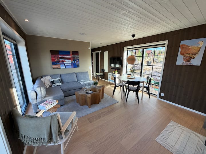 Villa Lugnet – Nytt Hus 100 M Från Siljan - Rättvik
