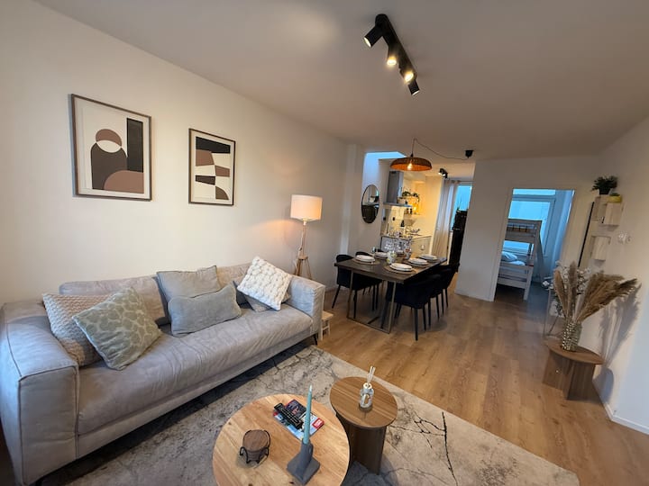 Cozy Canal Home | Ideal For Families & Friends (6) - Amsterdam