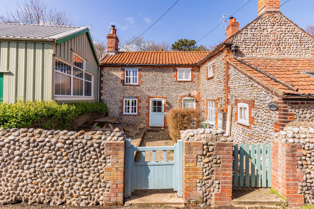 Reading Room Cottage by Leap Escapes - Ridlington
