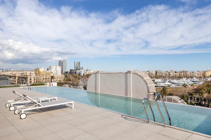 Experience Luxury At Port Vell - Barcelona