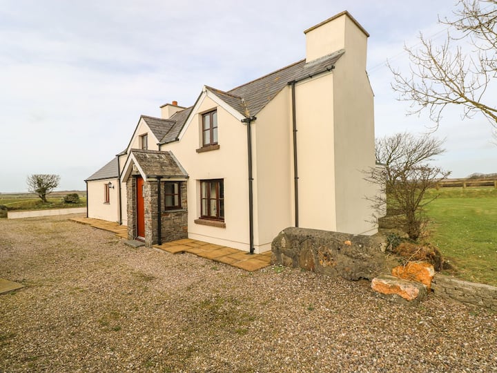 Maerdy Lodge - Solva