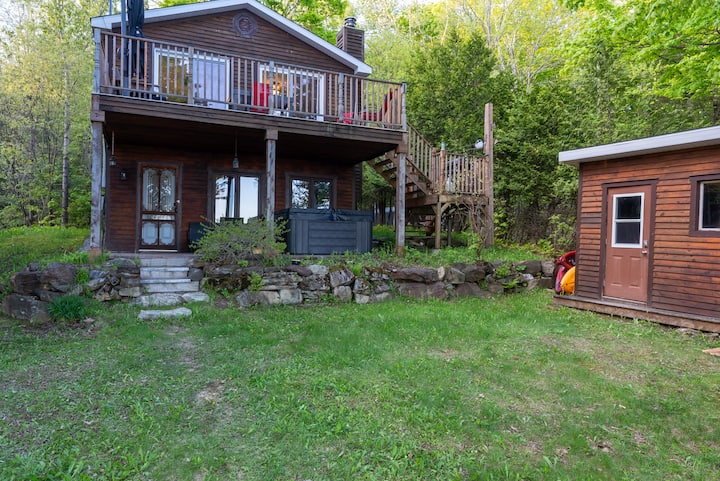 Chalet Nature Aux Abords Du Lac Lyster-kayak & Spa - Coaticook