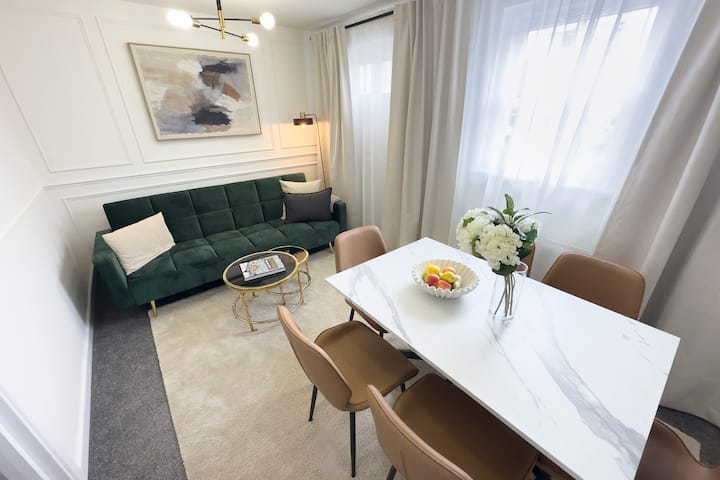 Stylish 3 Bedroom Home | Central Glastonbury | 8 - Somerset