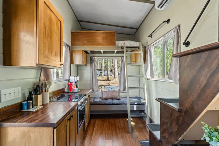 New! 2 Bed Tiny Home On The Farm! - Asheville, NC