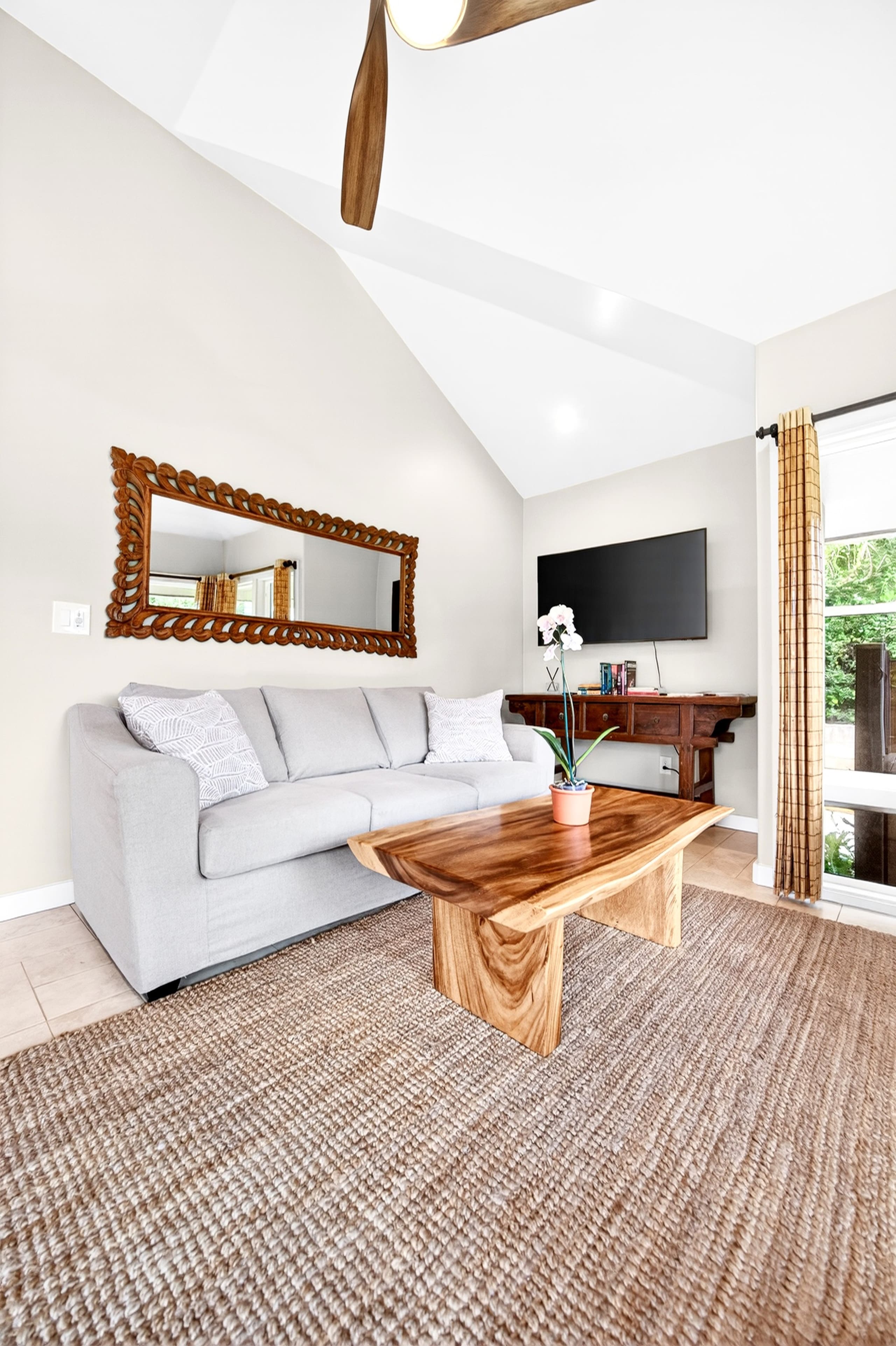 Home in Anahola · ★5.0 · 1 bedroom · 2 beds · 1 bath - Photo 6