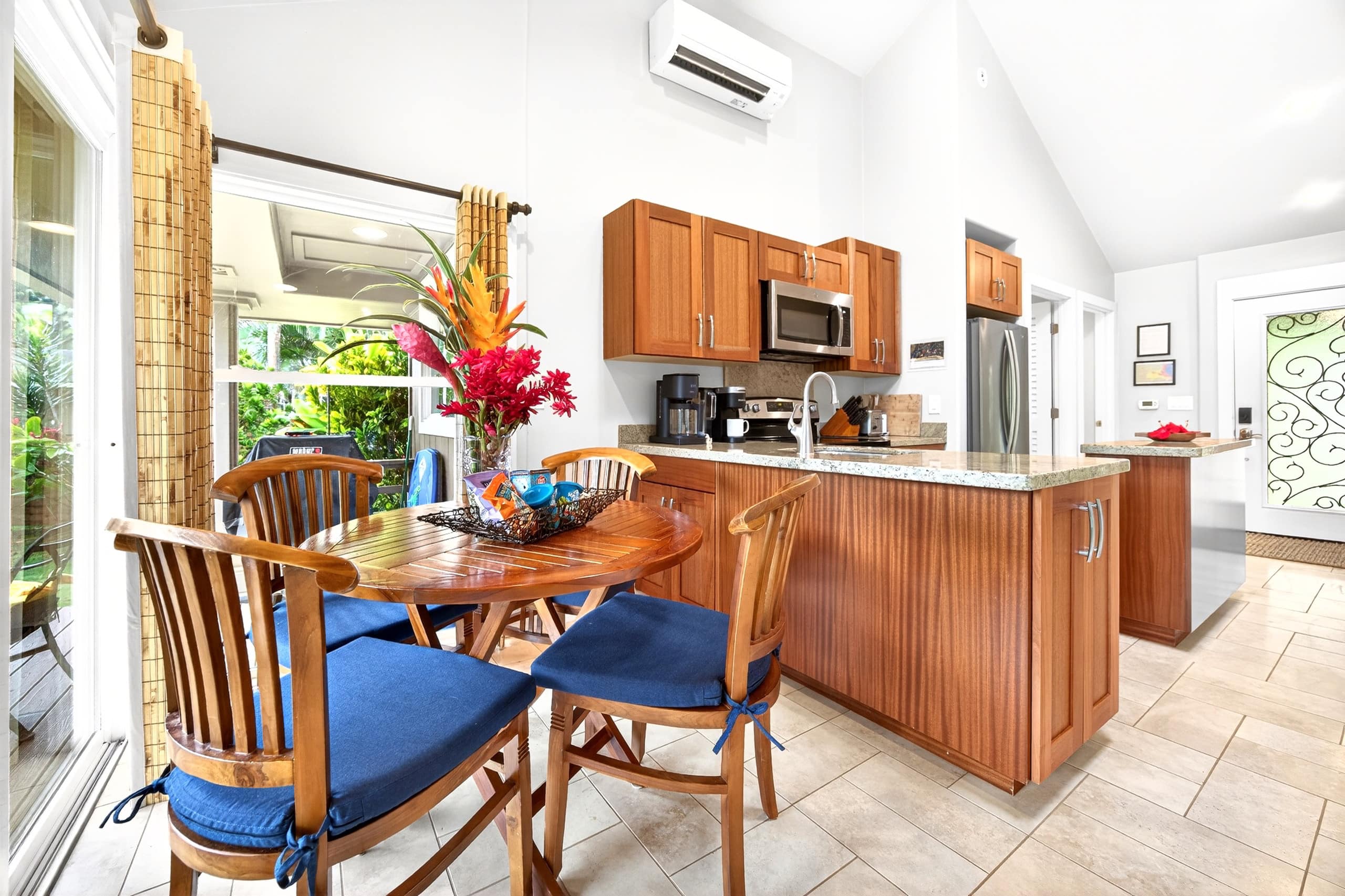 Home in Anahola · ★5.0 · 1 bedroom · 2 beds · 1 bath - Photo 12