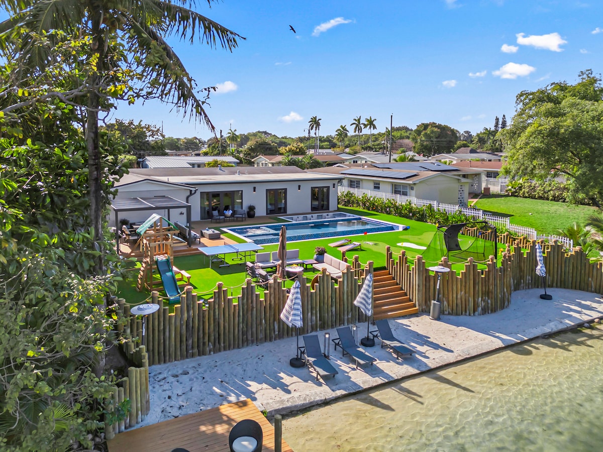 Inlet Lodge — view 2