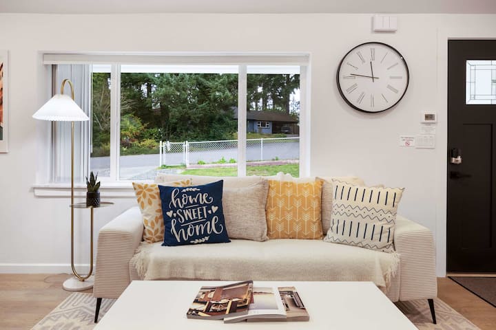 Single-level 3br Retreat, Step-free & Family Ready - Edmonds, WA