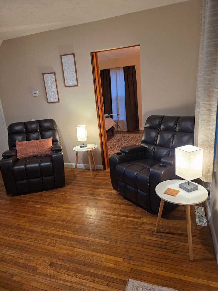 Peace&quiet- Home On 5 Acres Right In City Limits. - Mount Vernon, OH