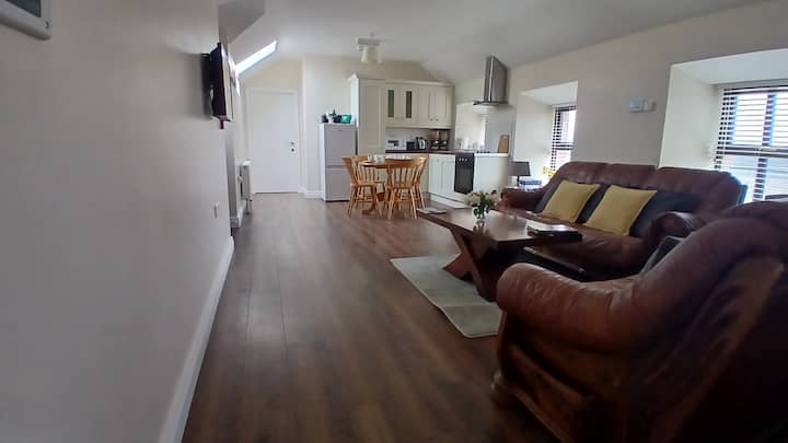 Countryside Farm Stay Upstairs Barn Conversion - Carrickmacross