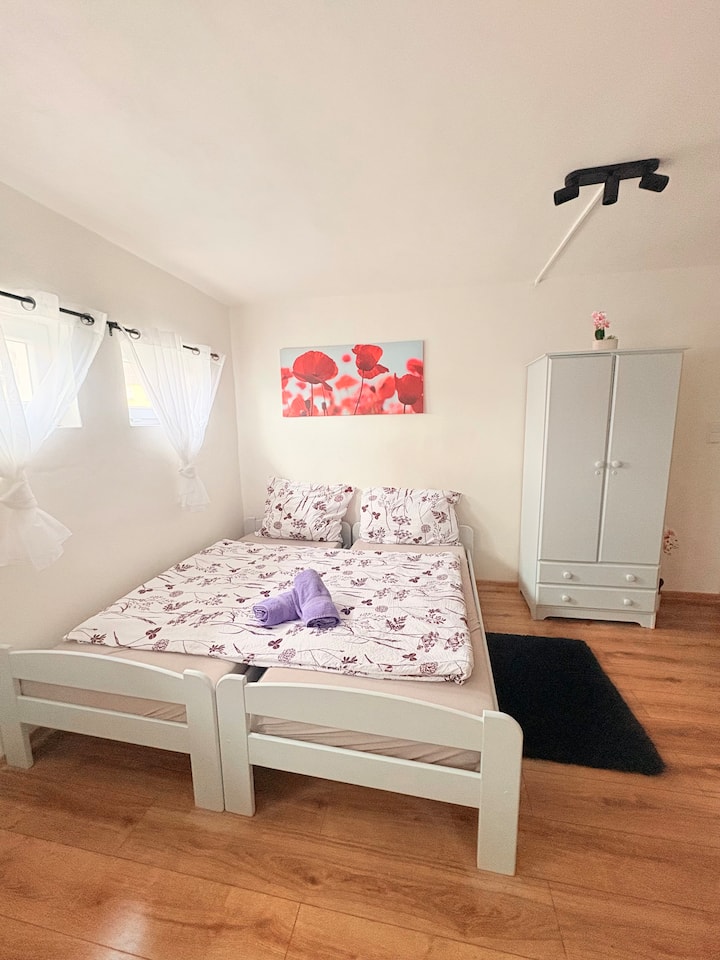 Apartmány 68 - Studio Sunshine - Děčín