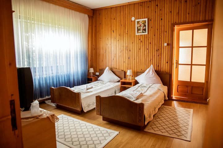 Casa Dintre Pini Agapia - Agapia
