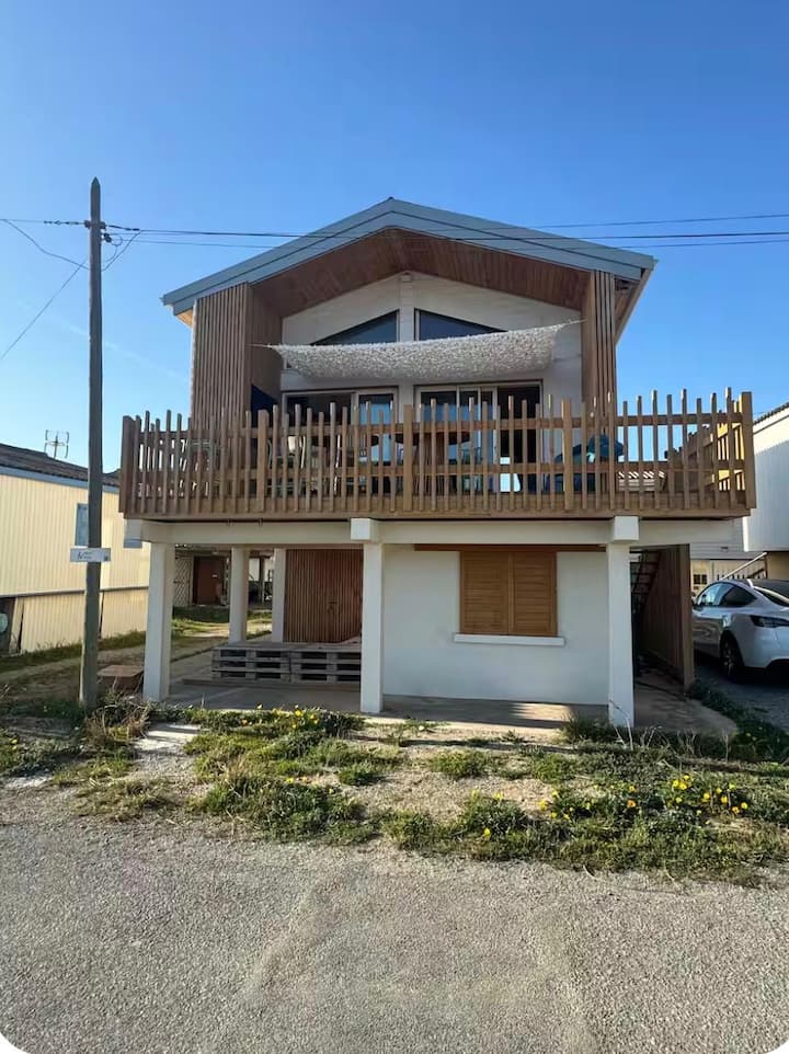 Beau Chalet En Entier Front De Mer, Vue Imprenable - Gruissan