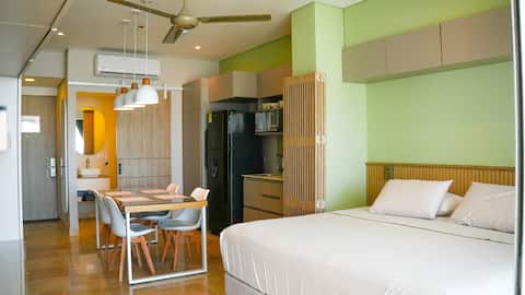 CB1027 VIP Ocean-View Apartment