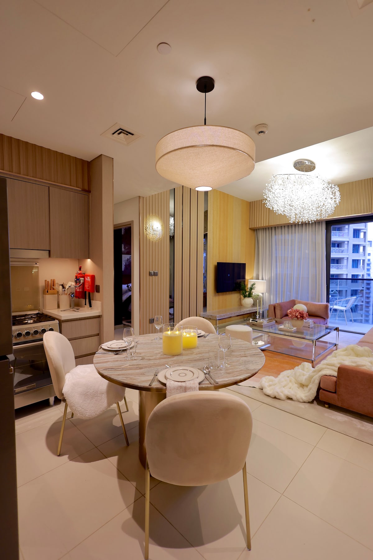 1 Bedroom Furnished Apartment with Skyline View 3