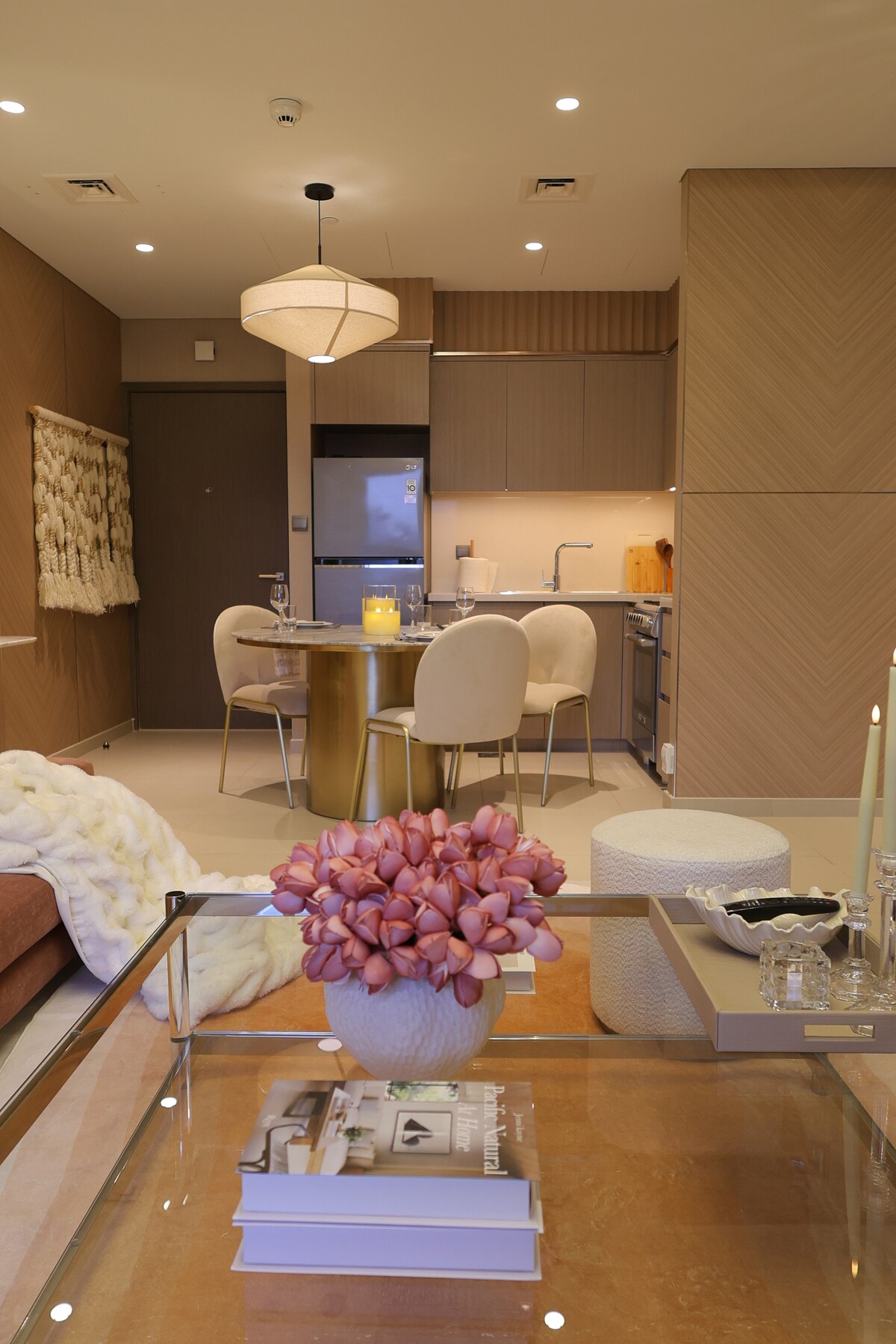 1 Bedroom Furnished Apartment with Skyline View 5