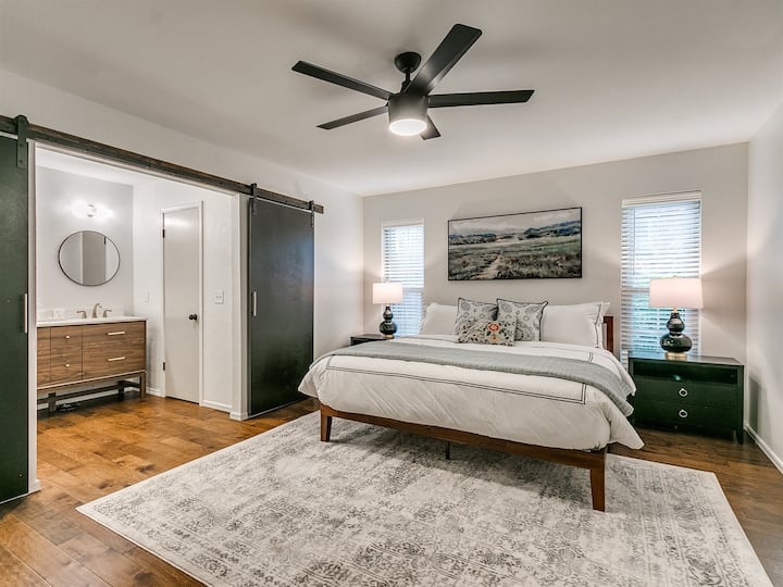 The Oaks On Cedar Ridge | 3br Pool Home | Edmond - Arcadia Lake, OK