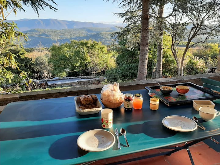Maison Avec Vue Panoramique Et Piscine - 643 Sai - Apt