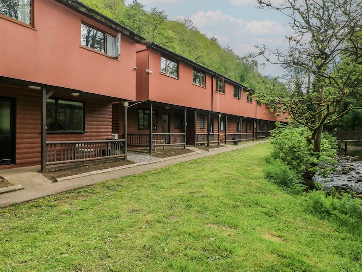 Cabin No. 11 - Salt And Fern Cabins - Port Talbot