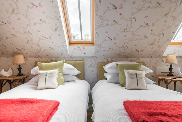 საძინებელი 4