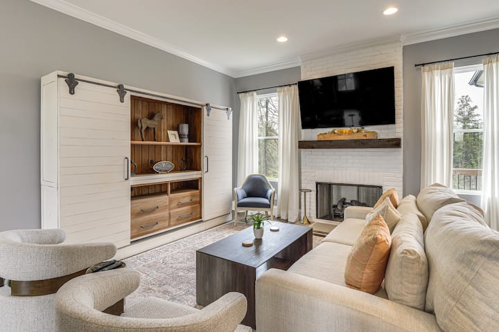 3 Mi To Old Hickory Lake! Luxe Family Getaway - Mt. Juliet, TN