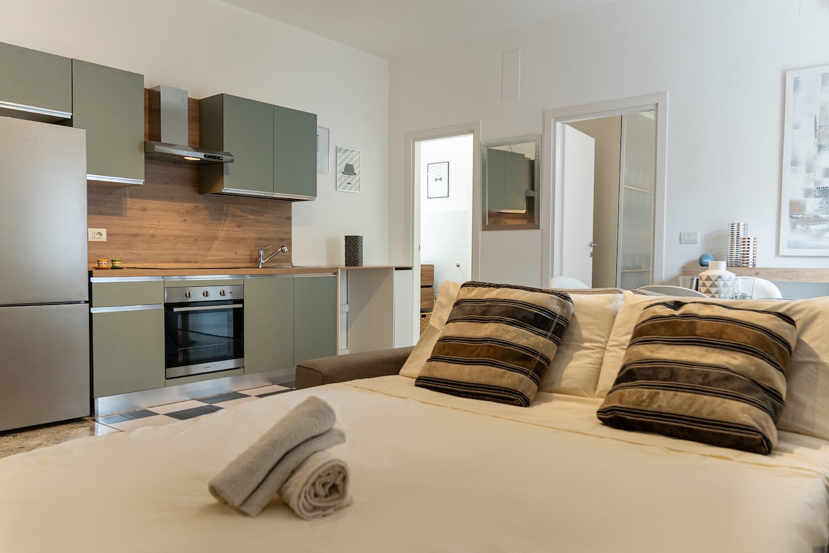 G20 Apartment — 20