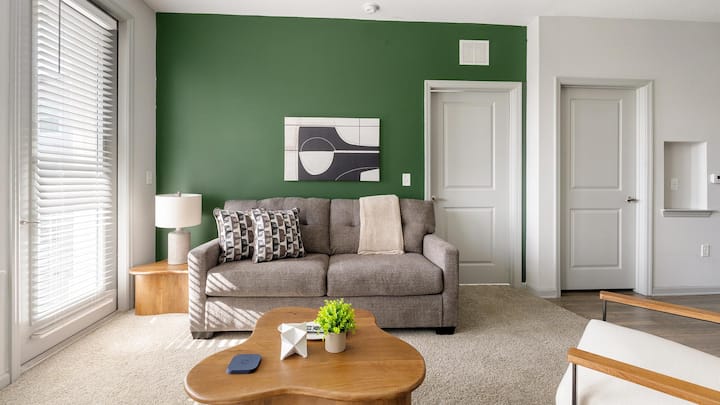 Landing | Amazing 2bd In The Forum - Fort Myers, FL