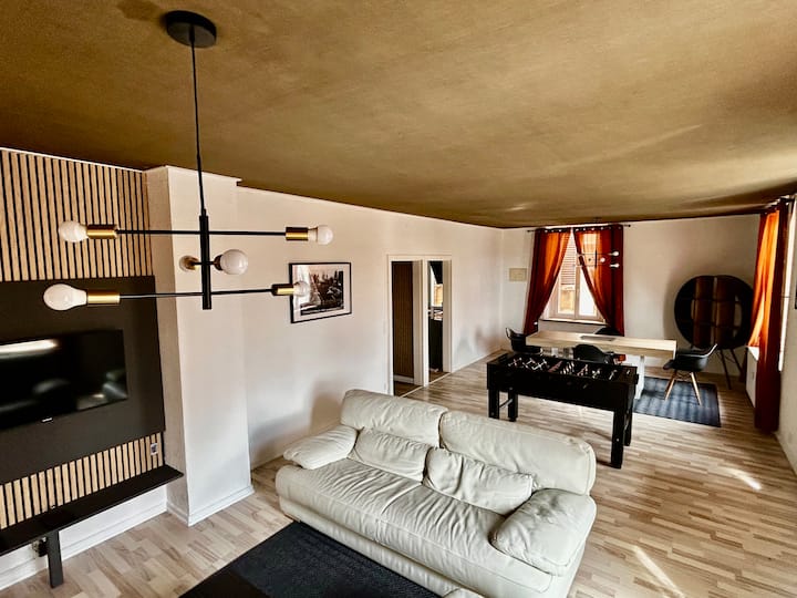 Appartement Plein Centre-ville Avec Terrasse - Morteau