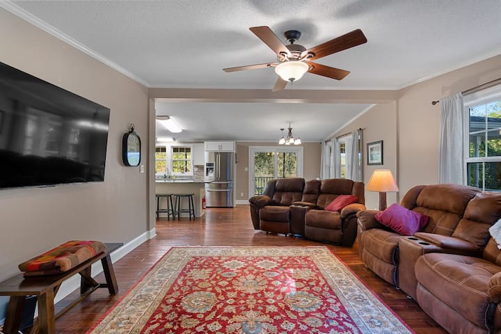 3br 2b House | Crown Plaza Resort Golf Course View - Asheville, NC