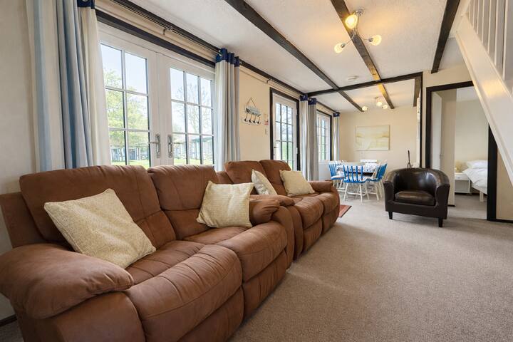 Charming Coastal Retreat In Hayle - Cornwall