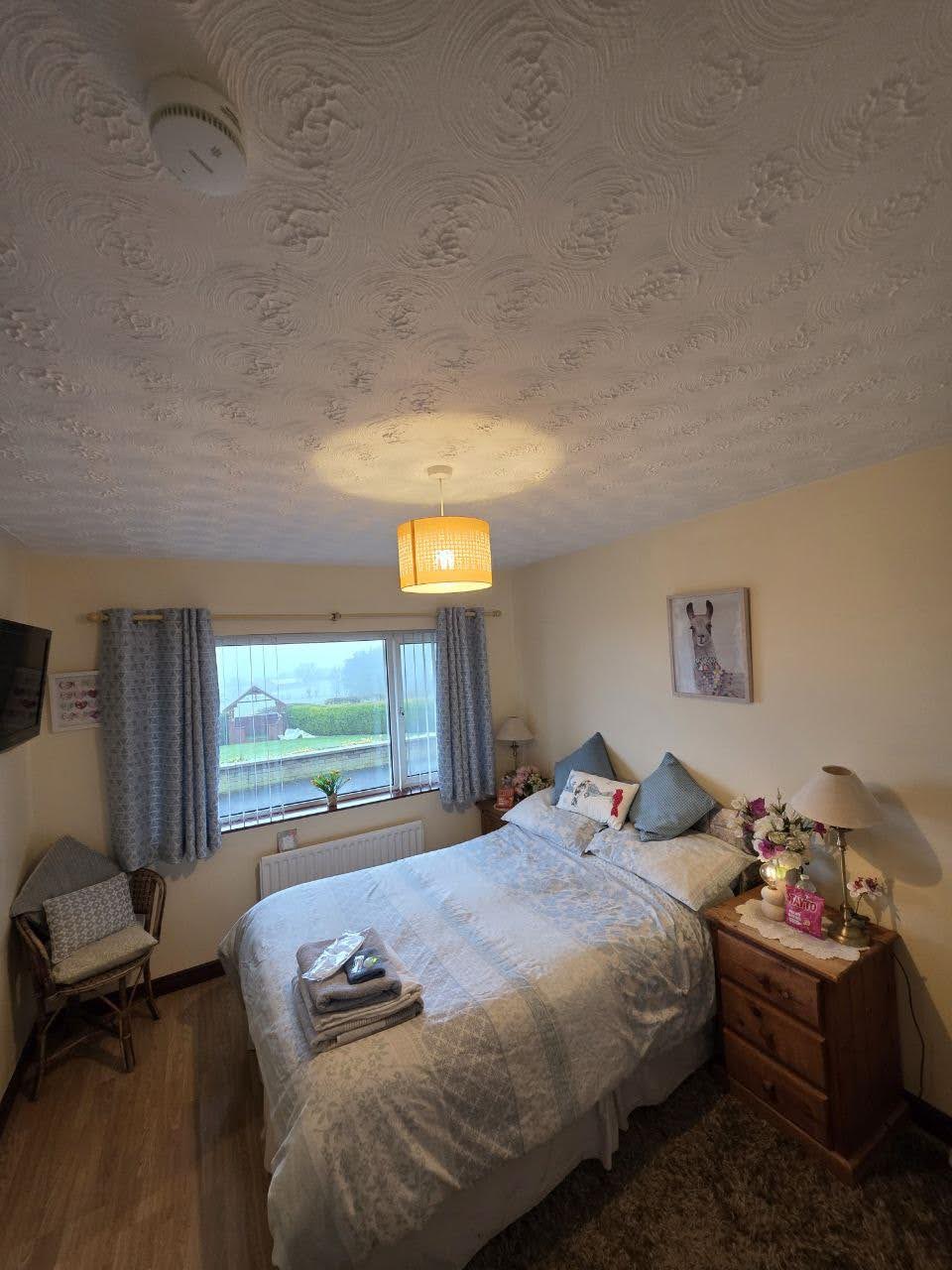 Double Room Near Belfast, Airport | Free Parking
