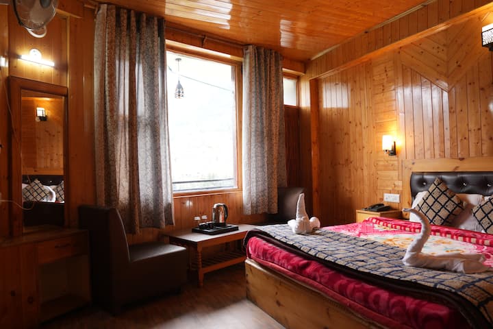 The Himalayan Drift Cottage - Manali