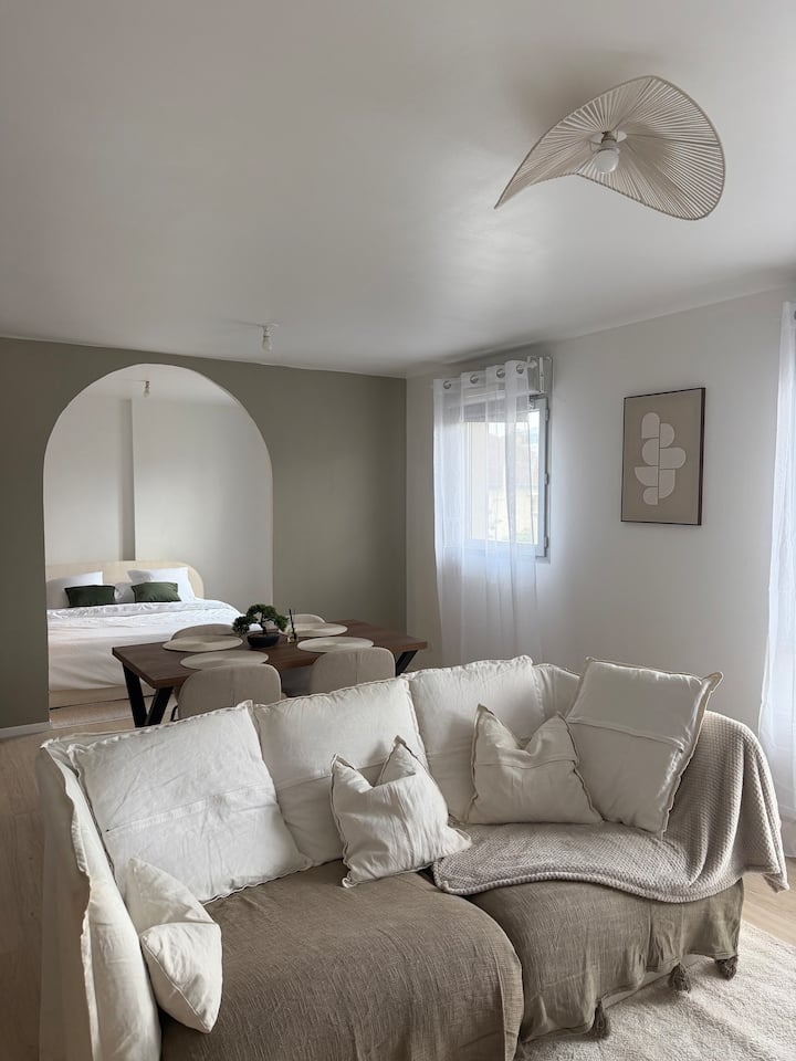 Appartement Centre-ville Avec Parking Sous Terrain - Mantes-la-Jolie