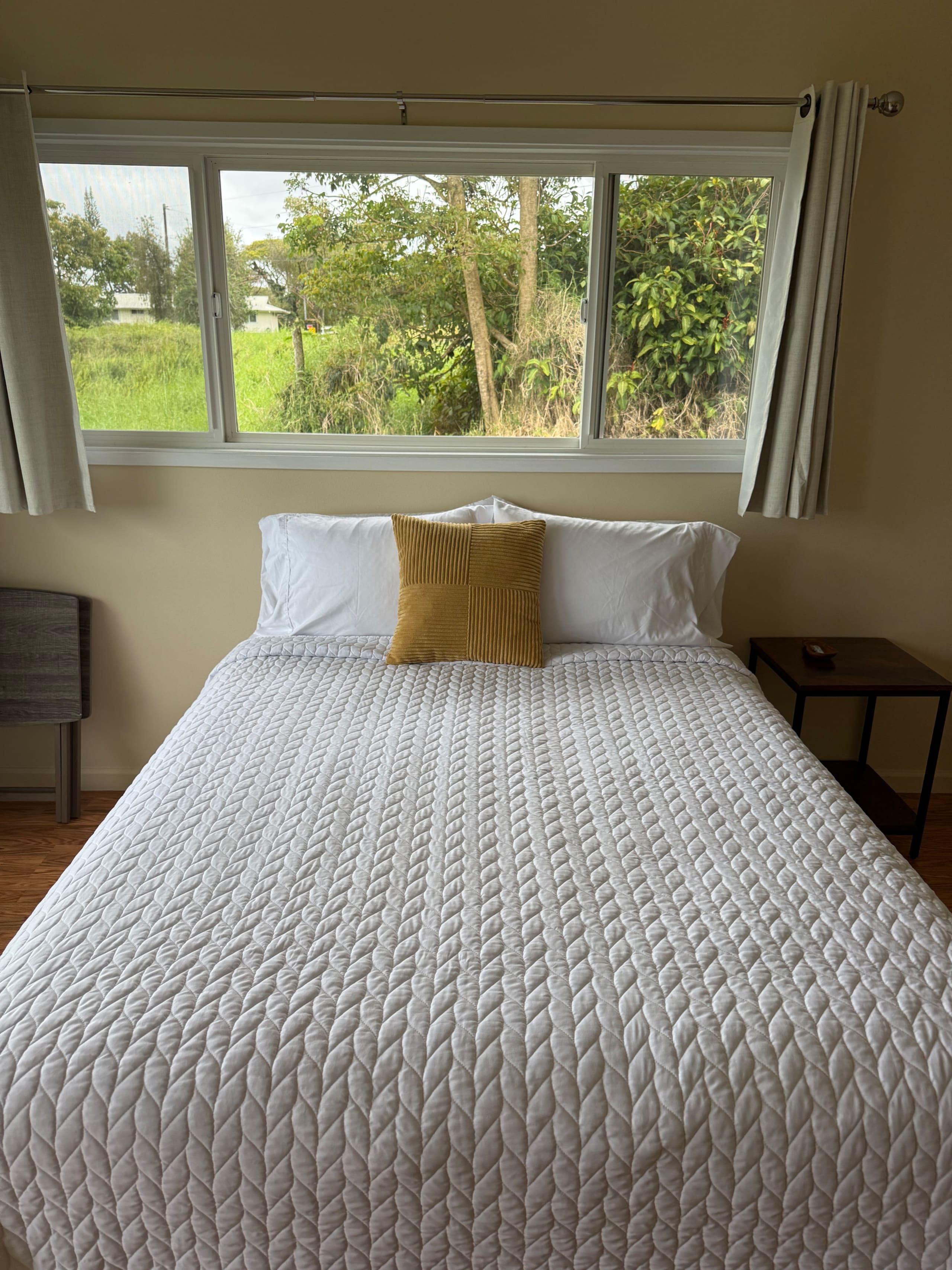 Home in Hilo · ★5.0 · Studio · 1 bed · 1 private bath - Image 17