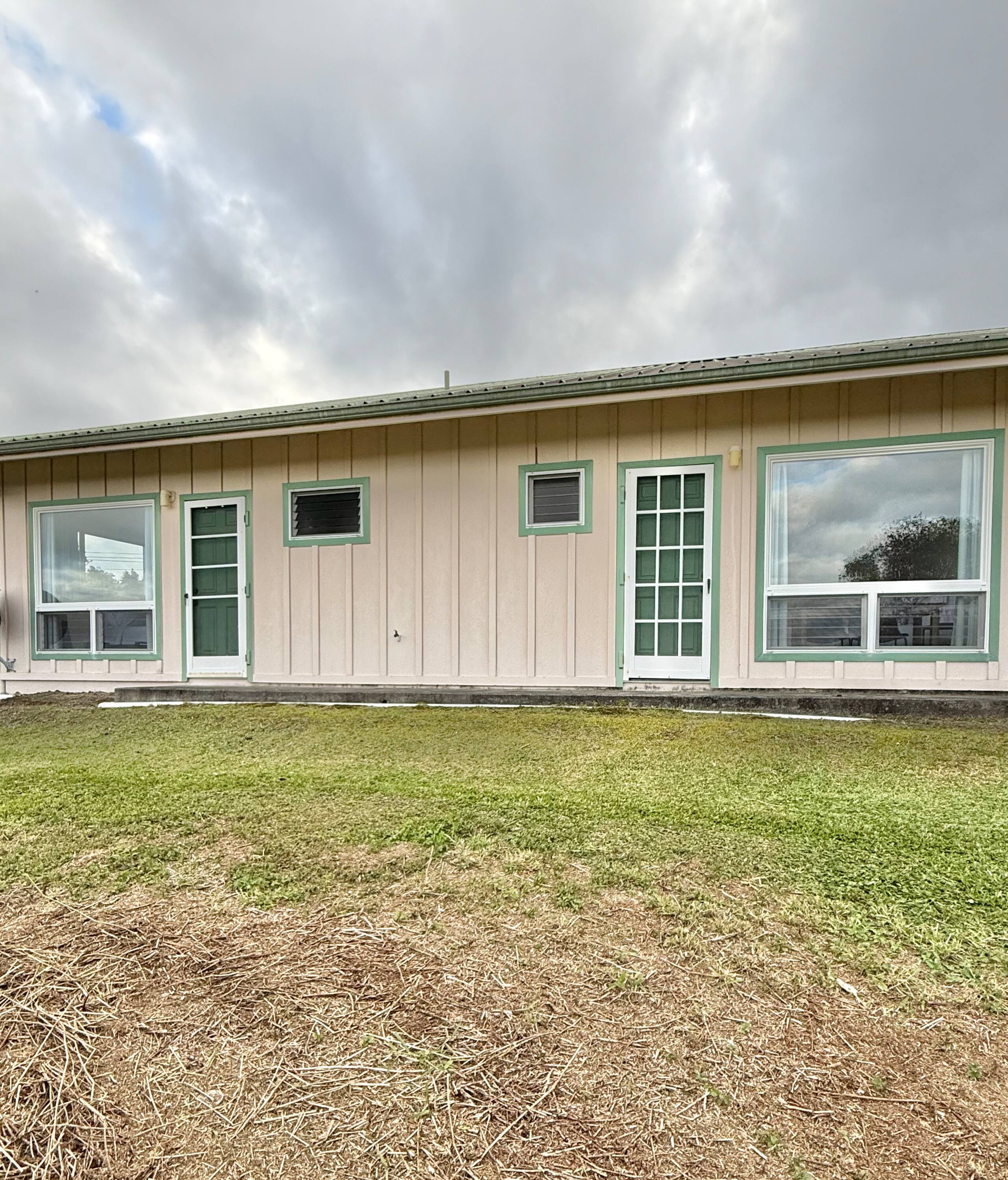 Home in Hilo · ★5.0 · Studio · 1 bed · 1 private bath - Image 12