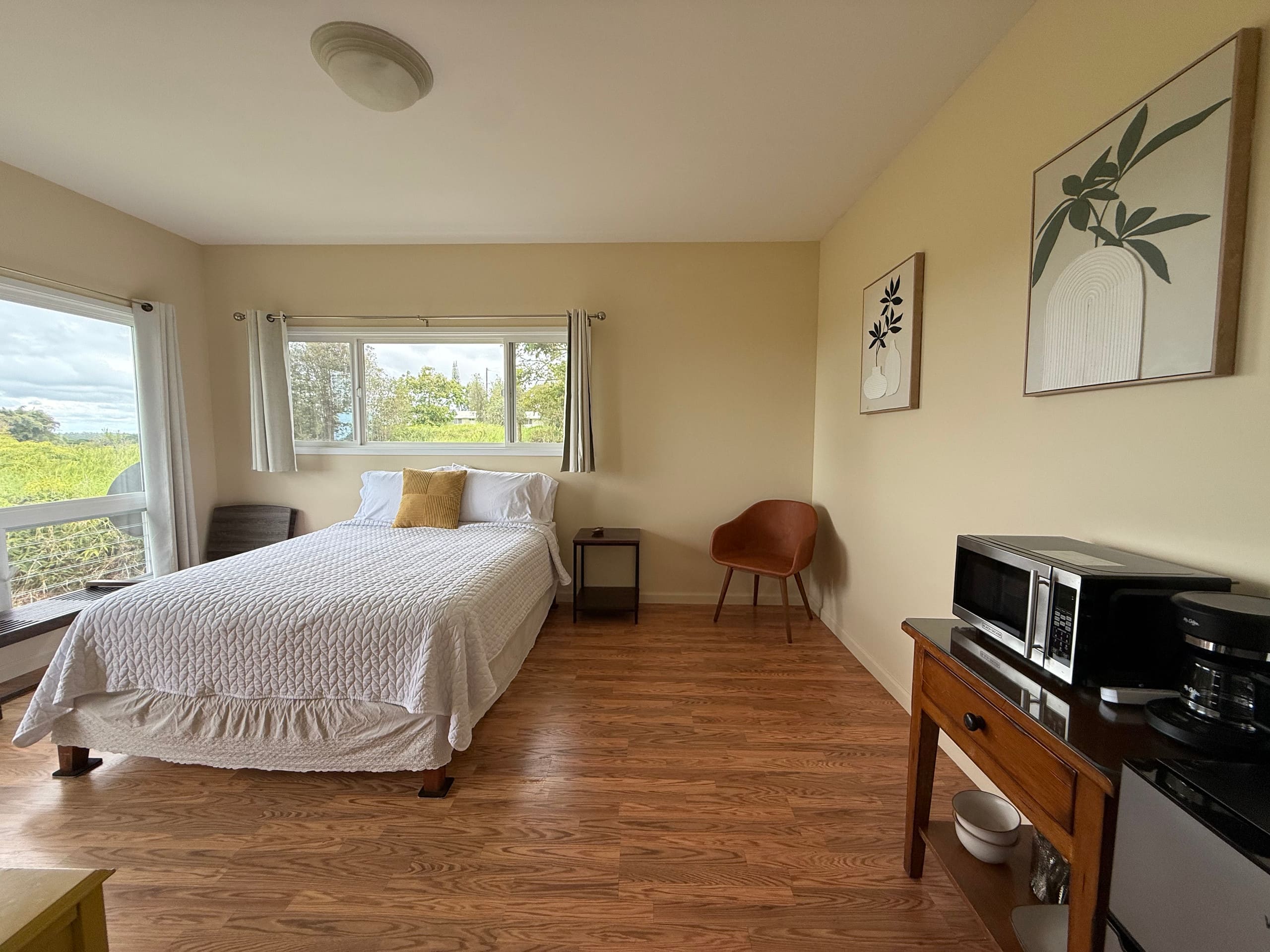 Home in Hilo · ★5.0 · Studio · 1 bed · 1 private bath - Image 1