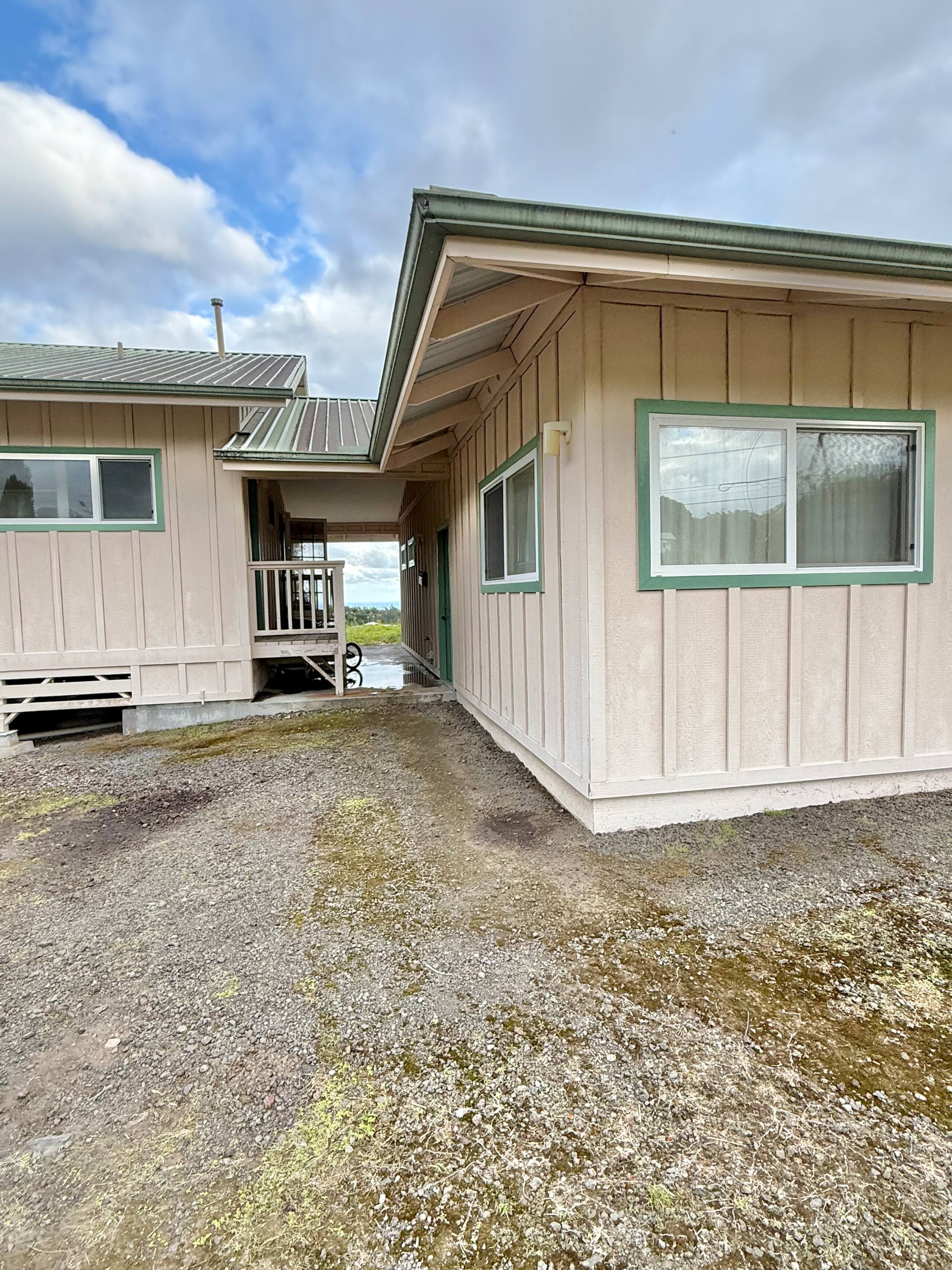 Home in Hilo · ★5.0 · Studio · 1 bed · 1 private bath - Image 9
