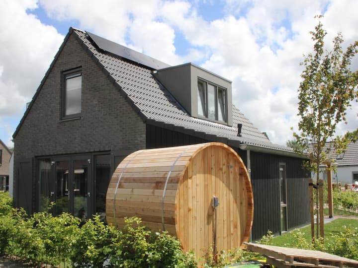 ÉLégante Maison Côtière Avec Jardin - Sint Maartenszee