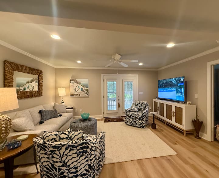 Townhome Just 15 Min. Walk From Downtown Beaufort. - Beaufort, NC