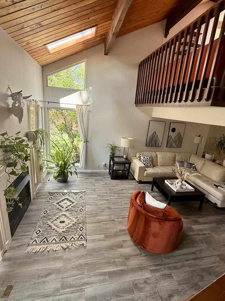 Peaceful Stylish Sanctuary - Boulder, CO